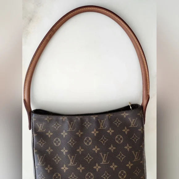 Amazing Condition! LV Monogram Looping GM Shoulder Bag. - Picture 15 of 16
